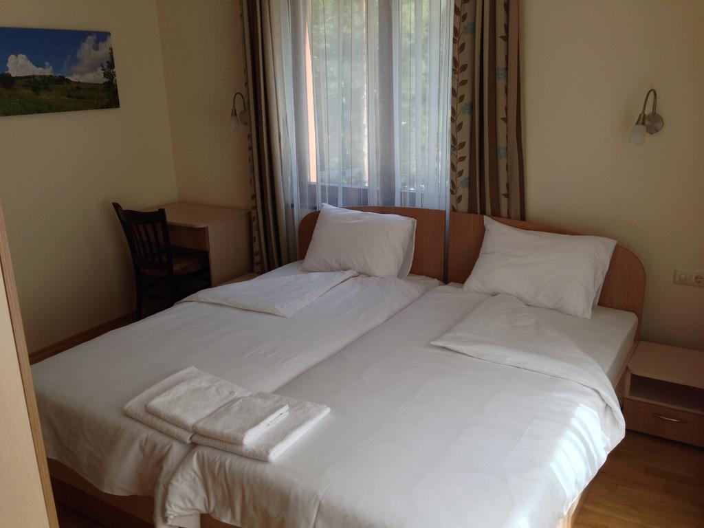 Iskrets Mala Planina Guest House חדר תמונה