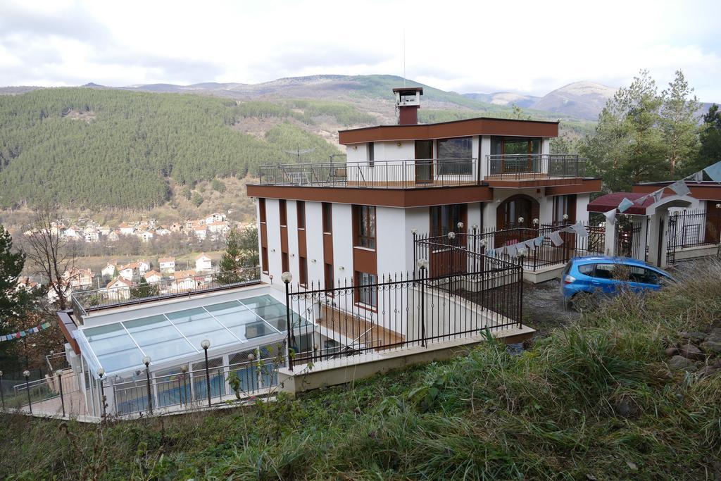 Iskrets Mala Planina Guest House מראה חיצוני תמונה
