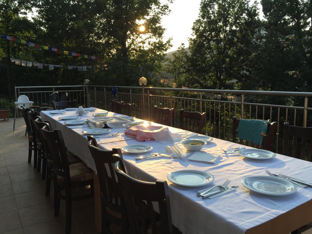 Iskrets Mala Planina Guest House מראה חיצוני תמונה