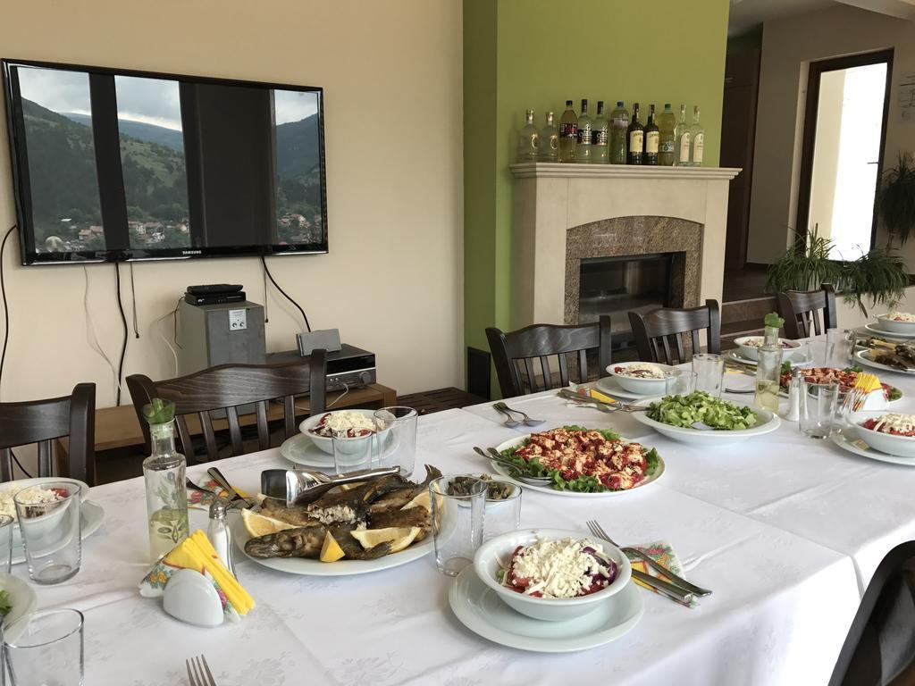 Iskrets Mala Planina Guest House מראה חיצוני תמונה