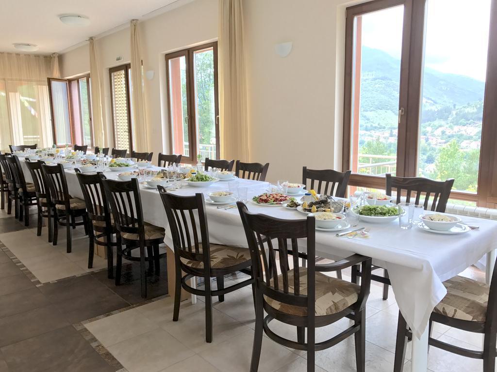 Iskrets Mala Planina Guest House מראה חיצוני תמונה