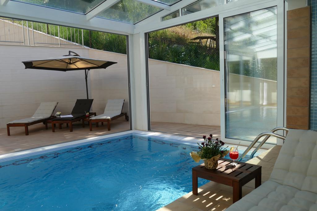 Iskrets Mala Planina Guest House מראה חיצוני תמונה